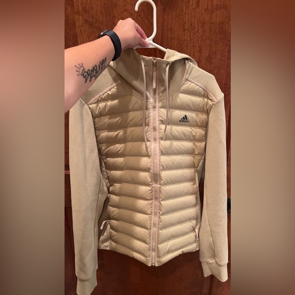 I have only worn this twice! - Picture 1 of 1